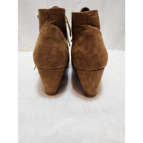 NEW DIRECTIONS WOMENS 9 BROWN BOOTIES CEDAR LACE UP SUEDE WEDGES CONTEMPORARY - Picture 4 of 16